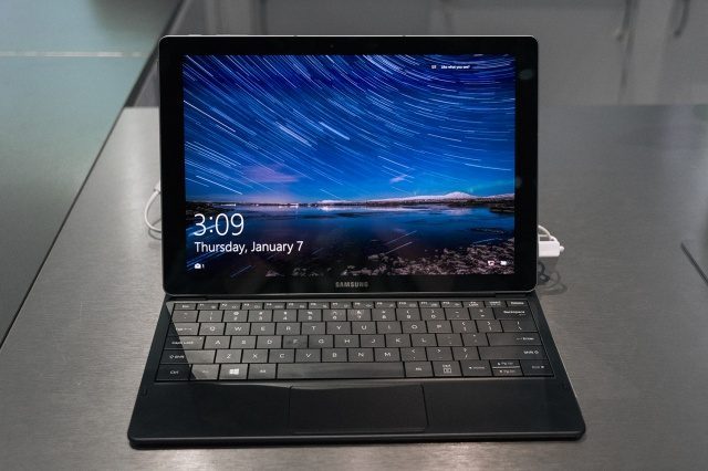 samsung galaxy tabpro s 2 in 1 table