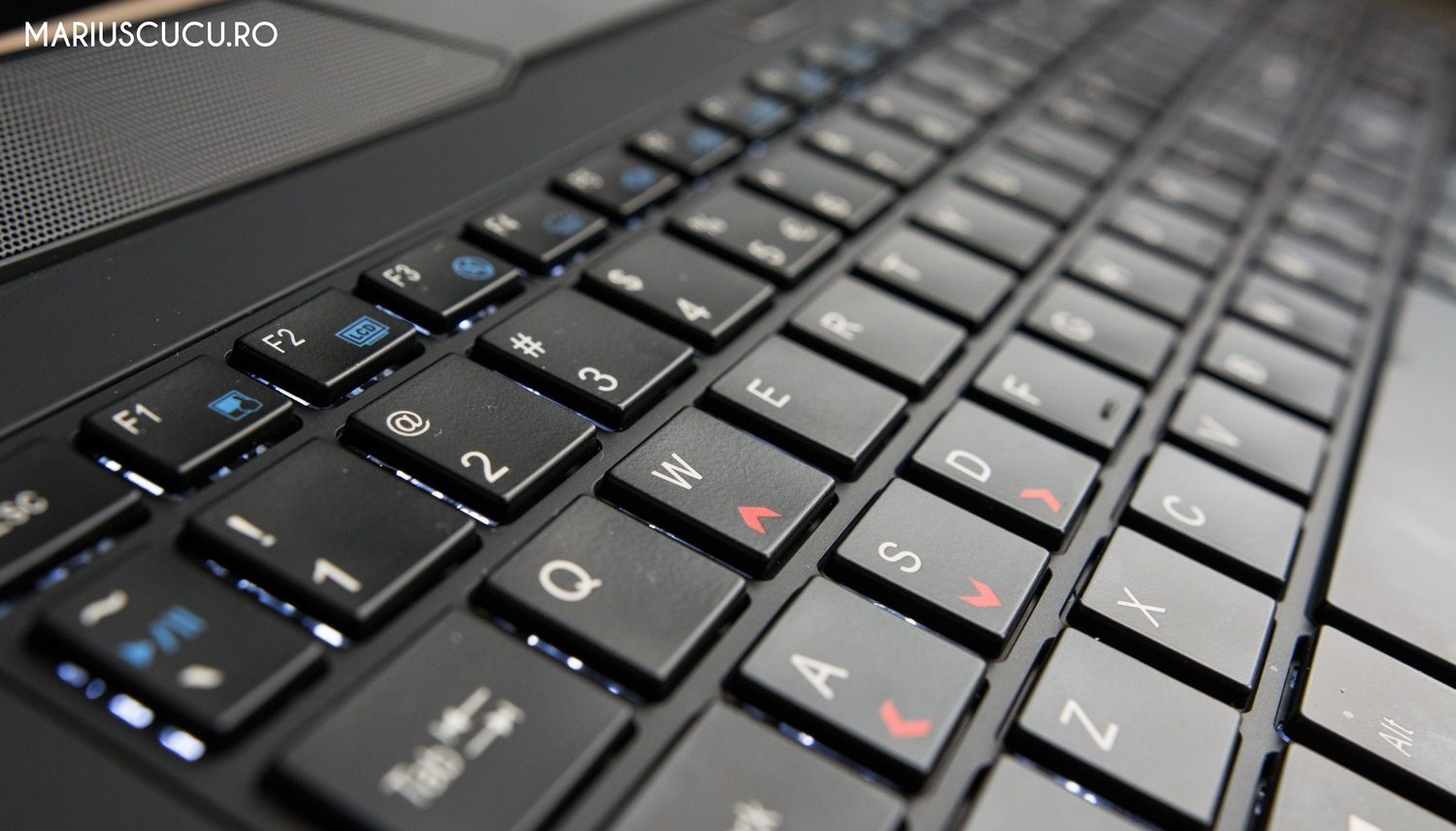 laptop clevo tastatura