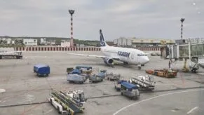 avion tarom