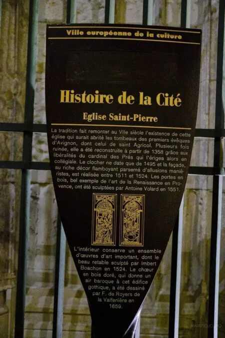 detaliu biserica