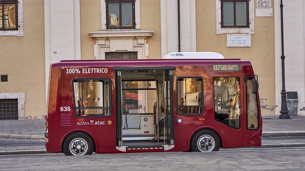 transport in comun electric in Roma