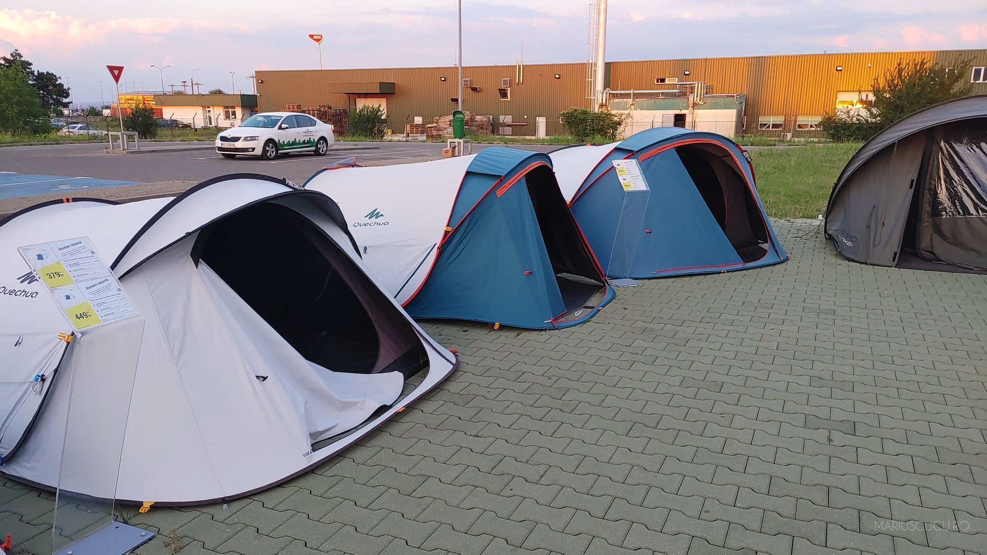Equip innovation Thrust Cel mai bun cort pentru camping în februarie 2023