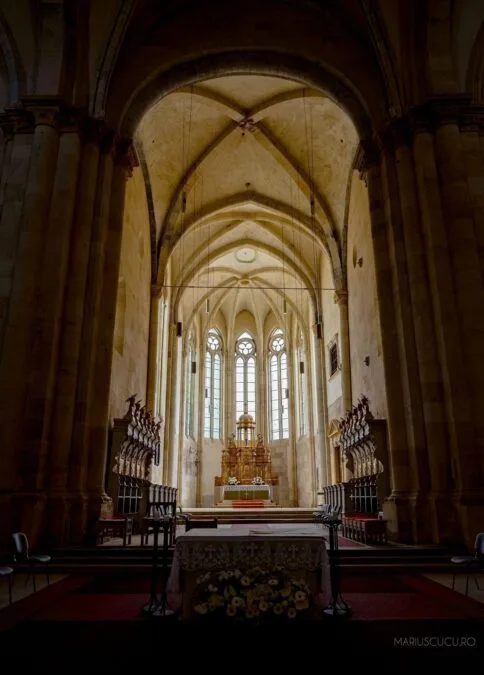 alba iulia biserica interior