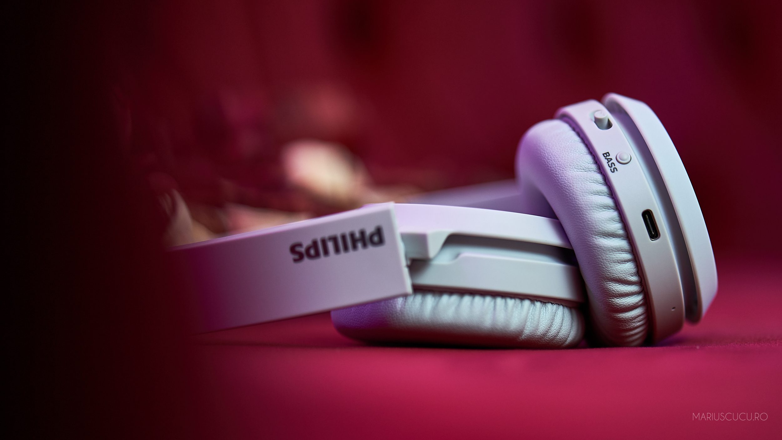 casti PHILIPS TAH4205 butoane