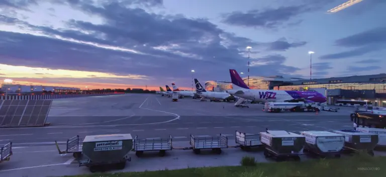 wizz air avioane