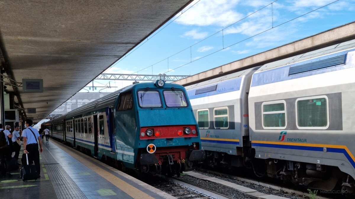 tren peron gara italia