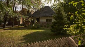 casa muzeul satului