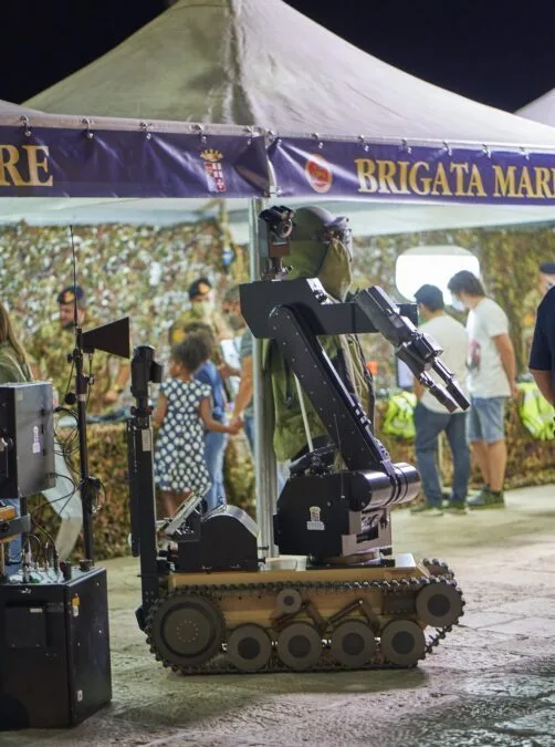 robot armata brinidisi
