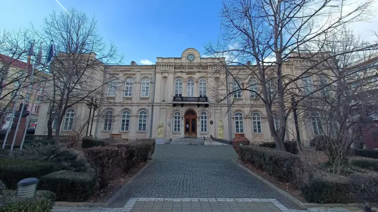 muzeu ploiesti oppo