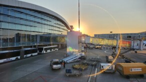 aeroport otopeni samsung apus