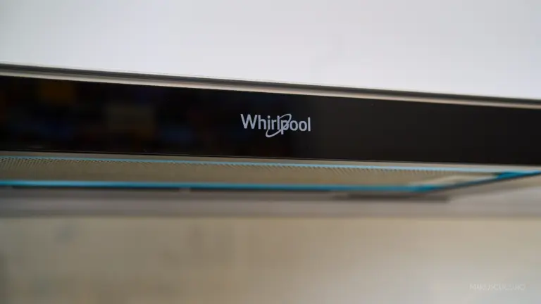 hota bucatarie whirpool