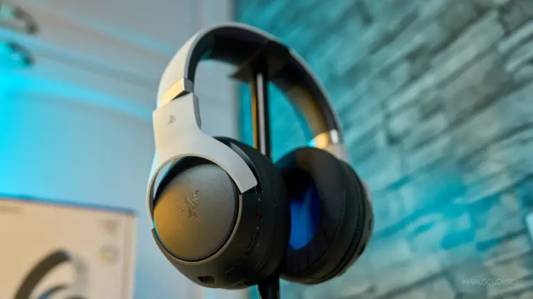 butaone jos casti razer mare
