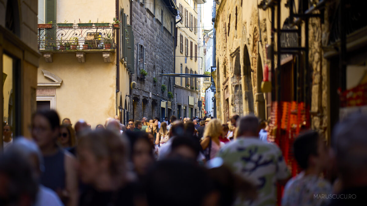 aglomeratie bergamo oameni