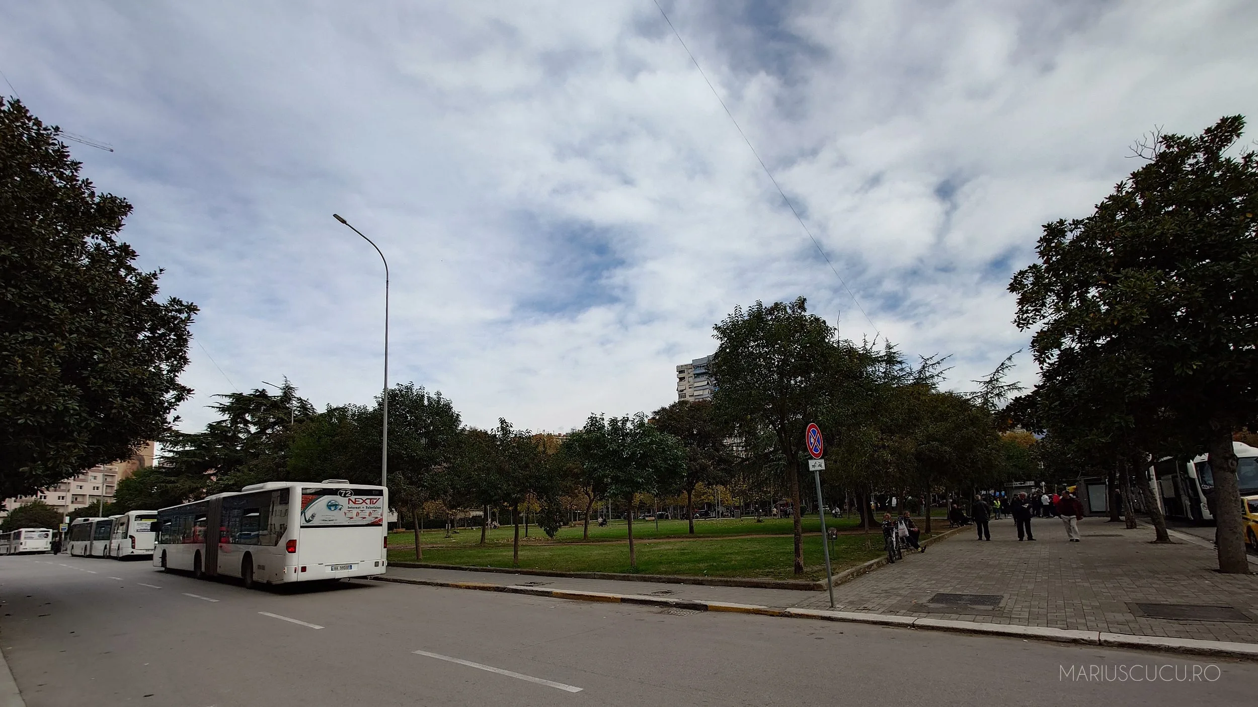 statie autobuz tirana