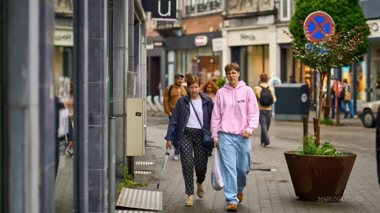 oameni ploaie belgia