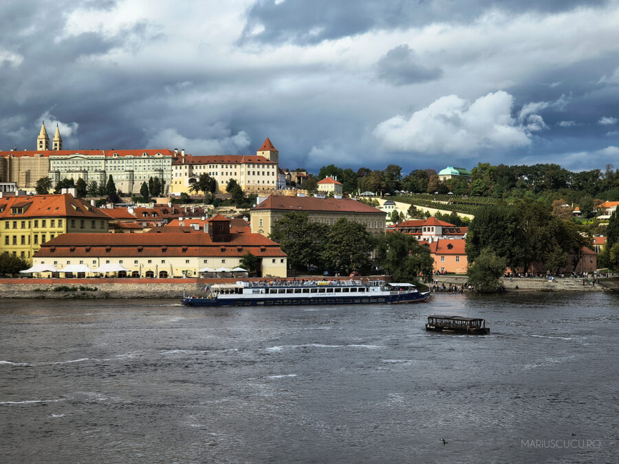 praga viewpoint motorola edge 50 neo