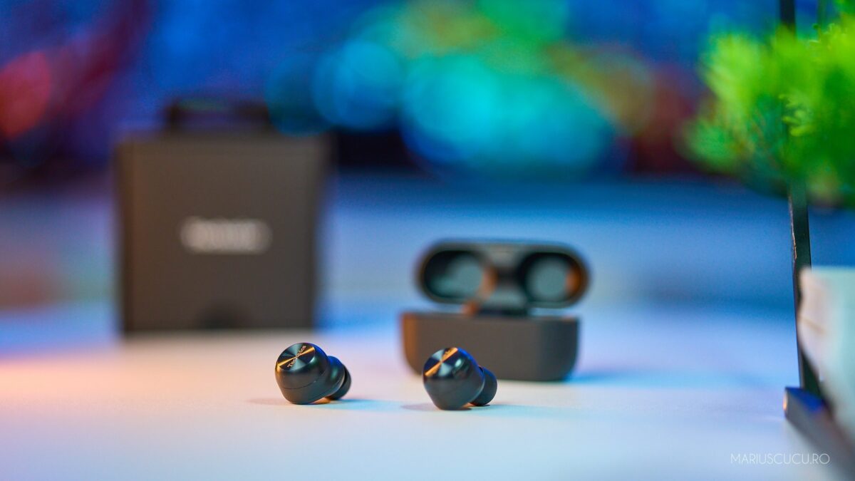 Technics EAH AZ100 (1)