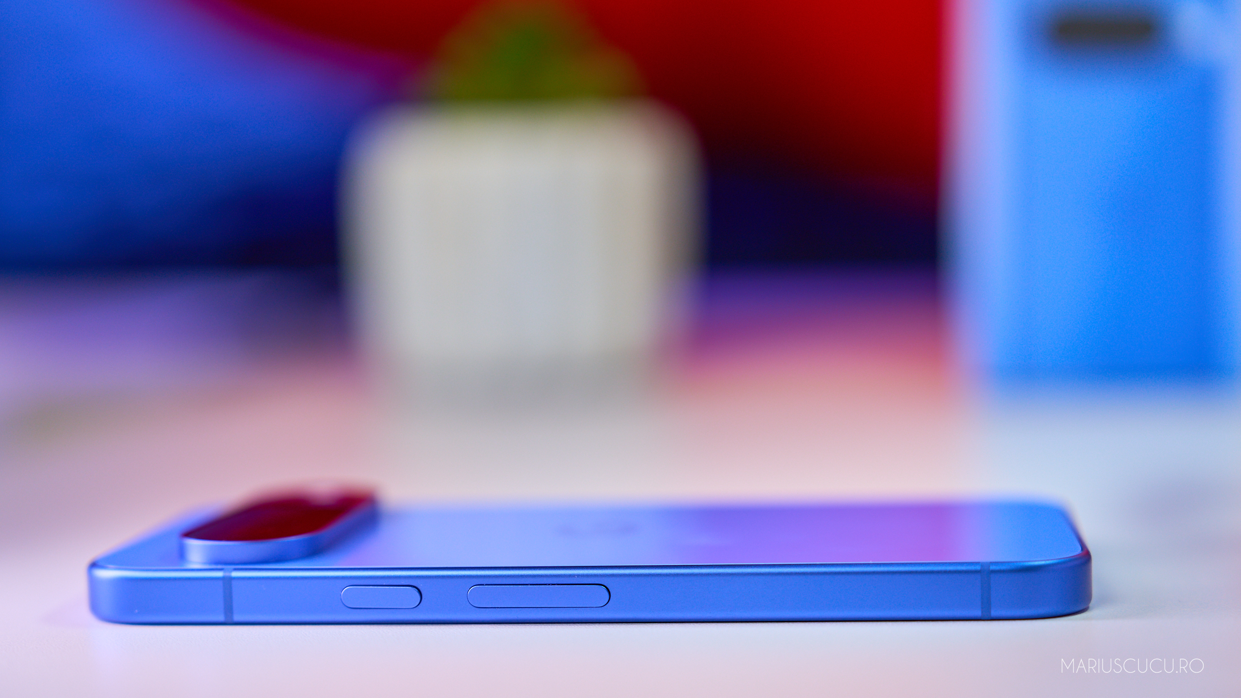 lateral pixel10
