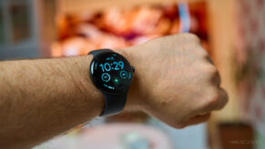 display ceas pixel watch4