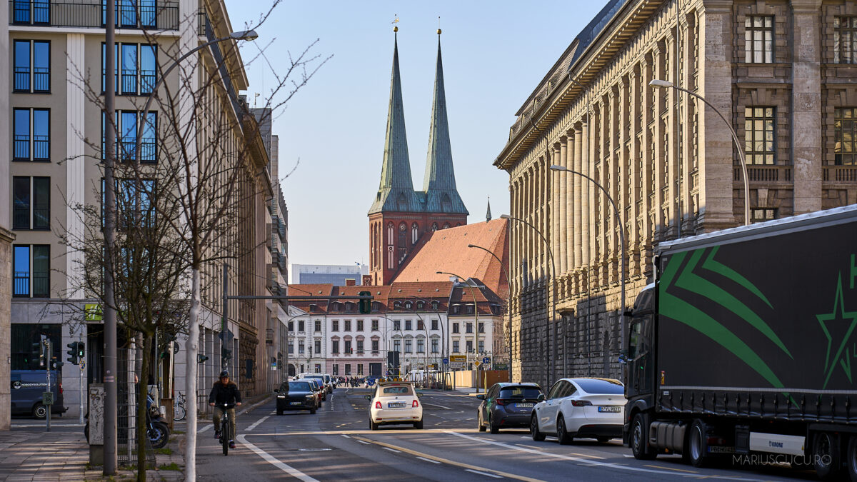 oameni berlin strada