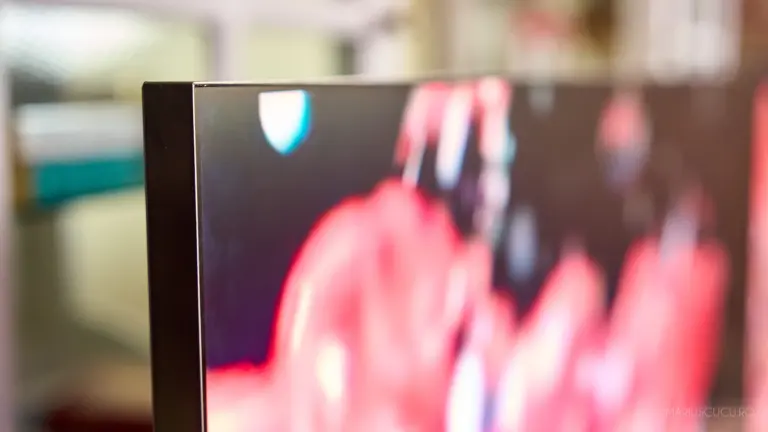 grosime samsung tv